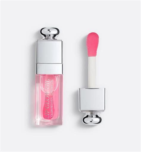 Dior Lip Glow Oil: Hydrating & Protective Lip Oil.